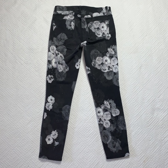 J Brand Mid Rise Cropped Skinny Jeans, Black with Gray & White Floral Design, 26 - Picture 7 of 16